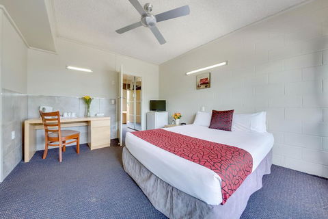 Camelot Motel - Australia Accommodation 3