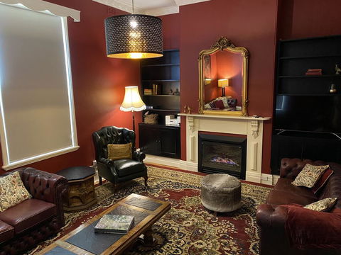 Campbell House - Australia Accommodation 1