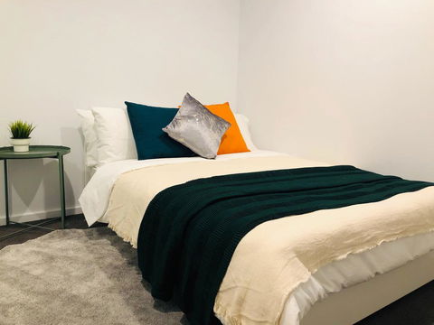 Canberra CBD Apartment 2BR 2BA 1Carpark - Australia Accommodation 2