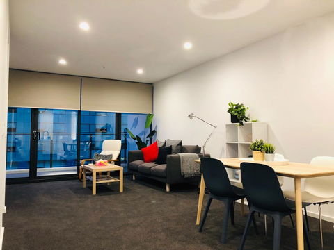 Canberra CBD Apartment 2BR 2BA 1Carpark - Australia Accommodation 0