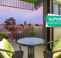 Canopy  44-Minutes from the CBD Train and Cafes - Wifi - Nespresso - Amenities - Australia Accommodation