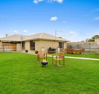 CAPEL Family Home large yard close to beach - Australia Accommodation
