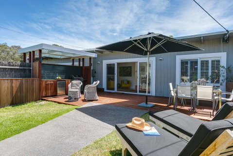 Capella Villa No. 2 - Luxury With Outdoor Kitchen - Australia Accommodation 0