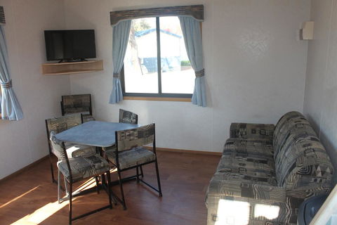 Capital Country Holiday Park - Australia Accommodation 2