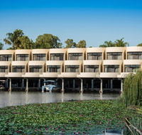 Capri Waters Country Club - Australia Accommodation