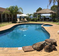 Capricorn Motor Inn - Australia Accommodation