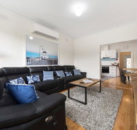 Captains Cottage - Australia Accommodation