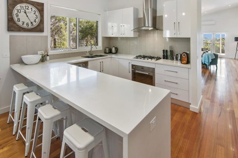 Carramar Views - Australia Accommodation 2