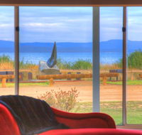 Castaway Cottage - Australia Accommodation