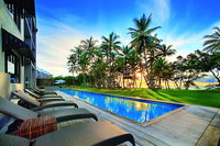 Castaways Resort  Spa On Mission Beach