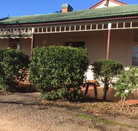 Catania Cottage  Farmhouse - Australia Accommodation