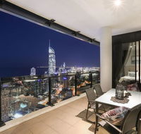 Cavill Avenue Luxury Private Apartments - Australia Accommodation