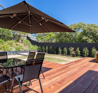Caxton Beach House - hot tub spa - Australia Accommodation