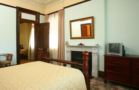 CBC Bed & Breakfast & Cafe - Australia Accommodation 2