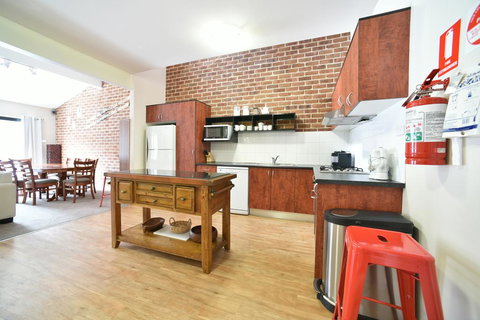 Cedar Creek 2 - Australia Accommodation 2