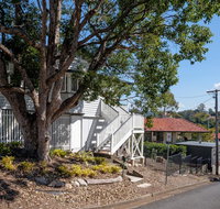 Central Cottage - Australia Accommodation