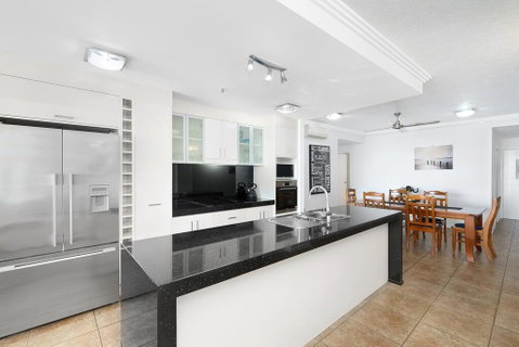 Centrepoint Apartments - Australia Accommodation 2