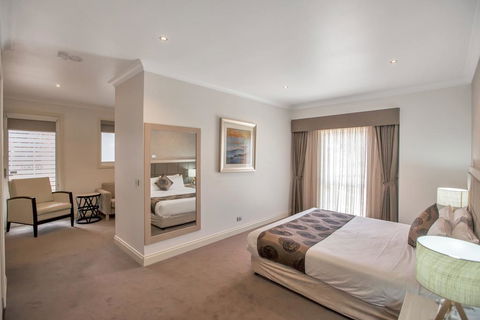 Century Inn - Australia Accommodation 3