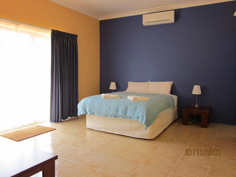 Chalets On Stoneville - Australia Accommodation 2