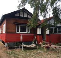 Character 1940s Property - Australia Accommodation