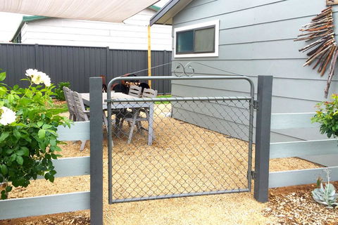 Charlottes Honor - River & Golf Cottage - Australia Accommodation 1