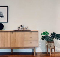 Charming Family Home w/Home CinemaHuge Bedrooms near Glen Waverley