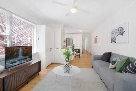 Charming Parkside Apartment In Quiet Area - Australia Accommodation 0