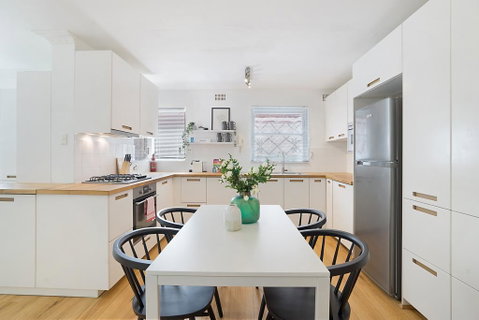 Charming Parkside Apartment In Quiet Area - Australia Accommodation 1