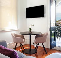 Charming Studio With Balcony in Inner-City Glebe - Australia Accommodation