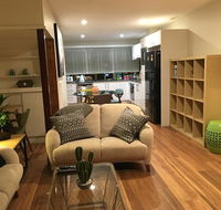 Chevron Luxury Pad - Australia Accommodation
