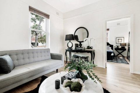 Chic Woollahra Pied-Ã -Terre With Parking - Australia Accommodation 1