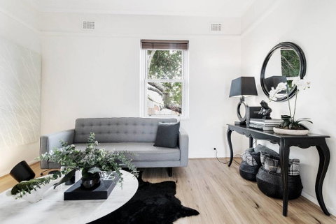 Chic Woollahra Pied-Ã -Terre With Parking - Australia Accommodation 0