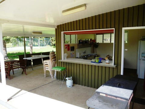Christmas Creek CafÃ© & Cabins - Australia Accommodation 1