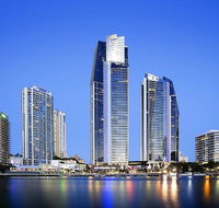 Circle On Cavill Sky Home- Holidays Gold Coast - Australia Accommodation