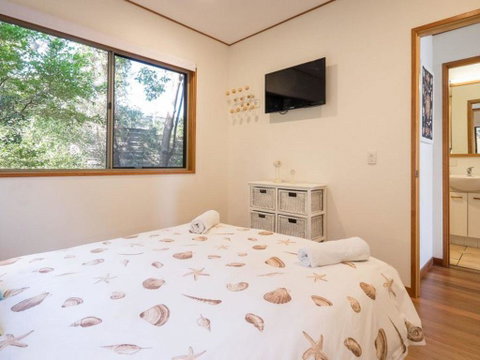 Claytons 10 - Australia Accommodation 1