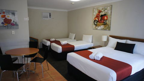 Cleveland Motor Inn - Australia Accommodation 2