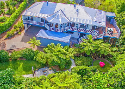 CLOUD 9 - Cliff Top Eagle Heights - Australia Accommodation 0
