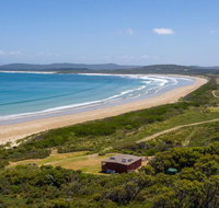 Cloudy Bay Cabin - Australia Accommodation