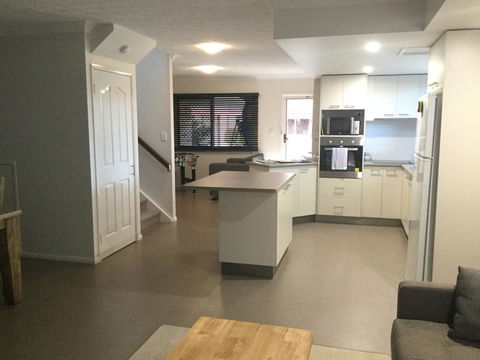 Club D - Australia Accommodation 0