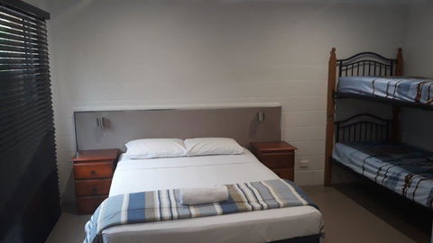 Club D - Australia Accommodation 2