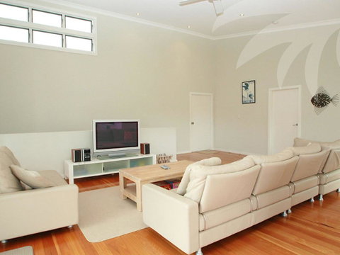 Coast - Australia Accommodation 1