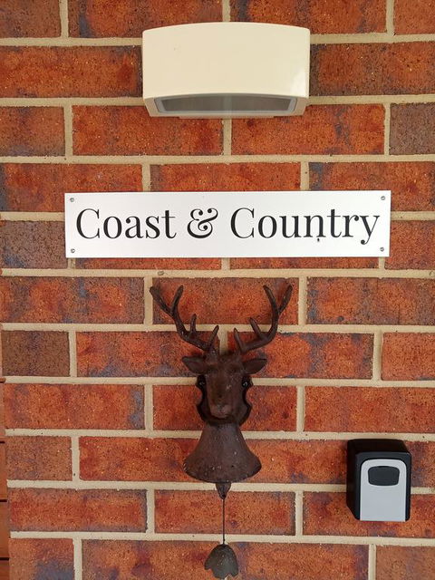 Coast & Country - Australia Accommodation 3