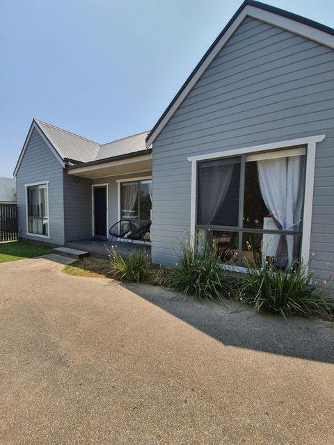 Coastal Heaven - Australia Accommodation 0