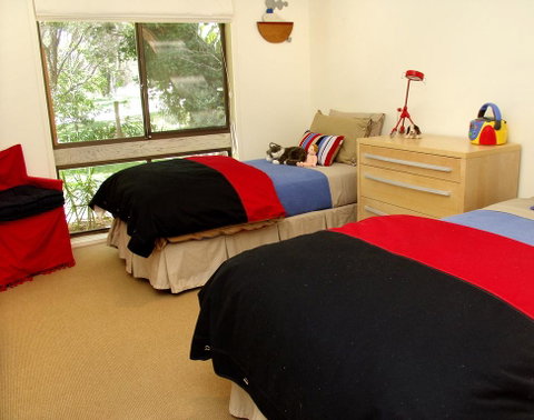 Coastal Retreat In Blairgowrie - Australia Accommodation 3