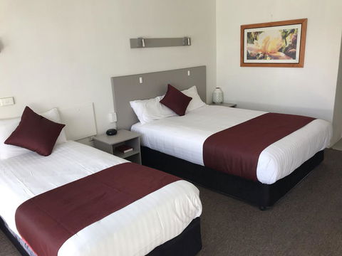 Cobb Inlander Motel - Australia Accommodation 0