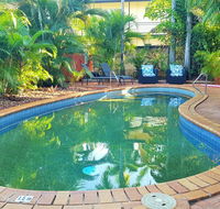 Coconut Grove Holiday Apartments - Australia Accommodation