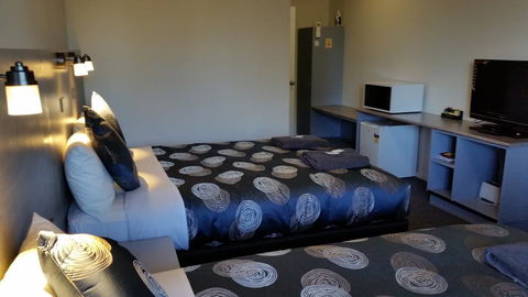 Colac Central Hotel-Motel - Australia Accommodation 2
