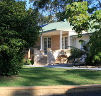 Colin's Garden - Australia Accommodation