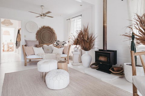 Collective Retreat - Charming Holiday Escape - Australia Accommodation 0