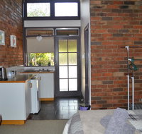 Colonial Motel - Australia Accommodation
